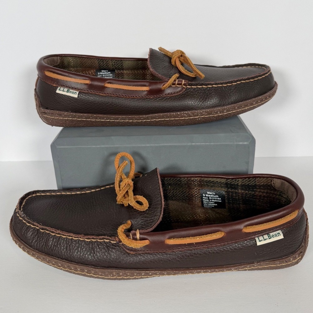 LL Bean Handsewn Moccasin Slippers Mens 9‎ Brown Leather Flannel Lined 212164